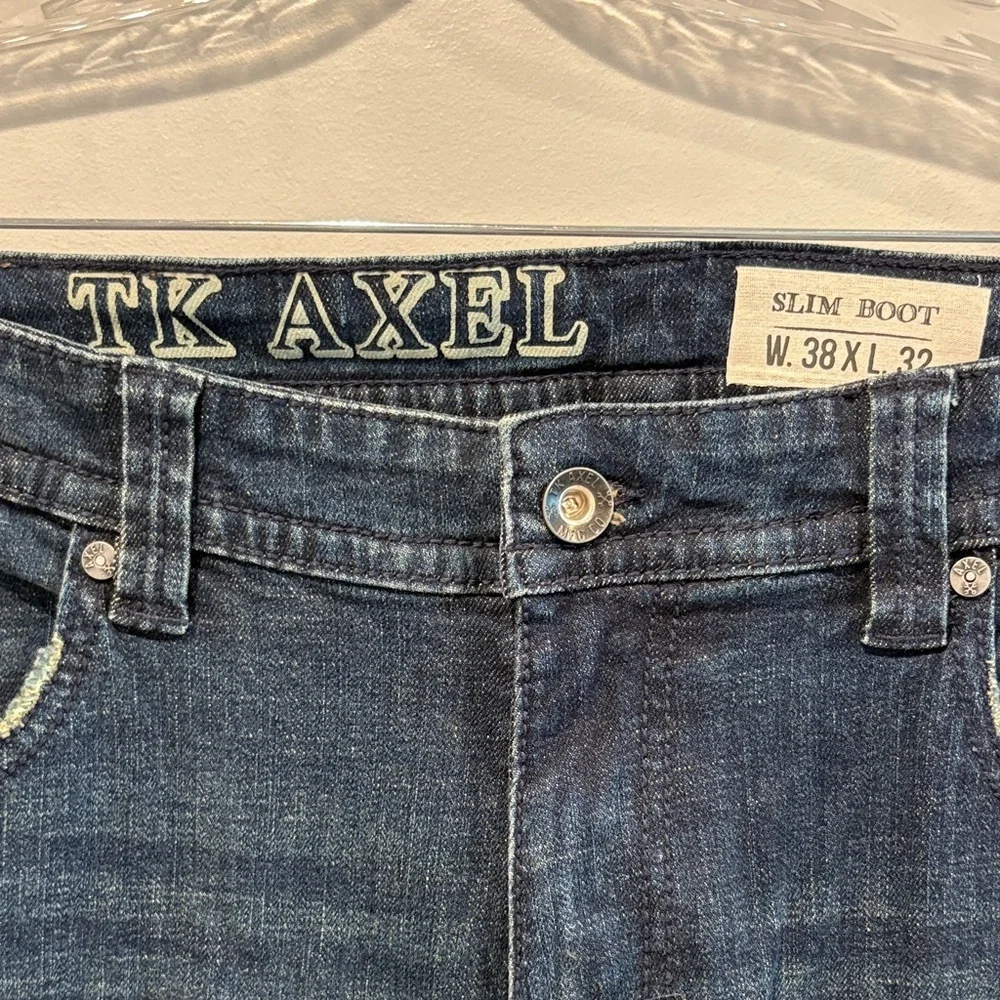 NWOT Men's Dark Blue Straight Jeans